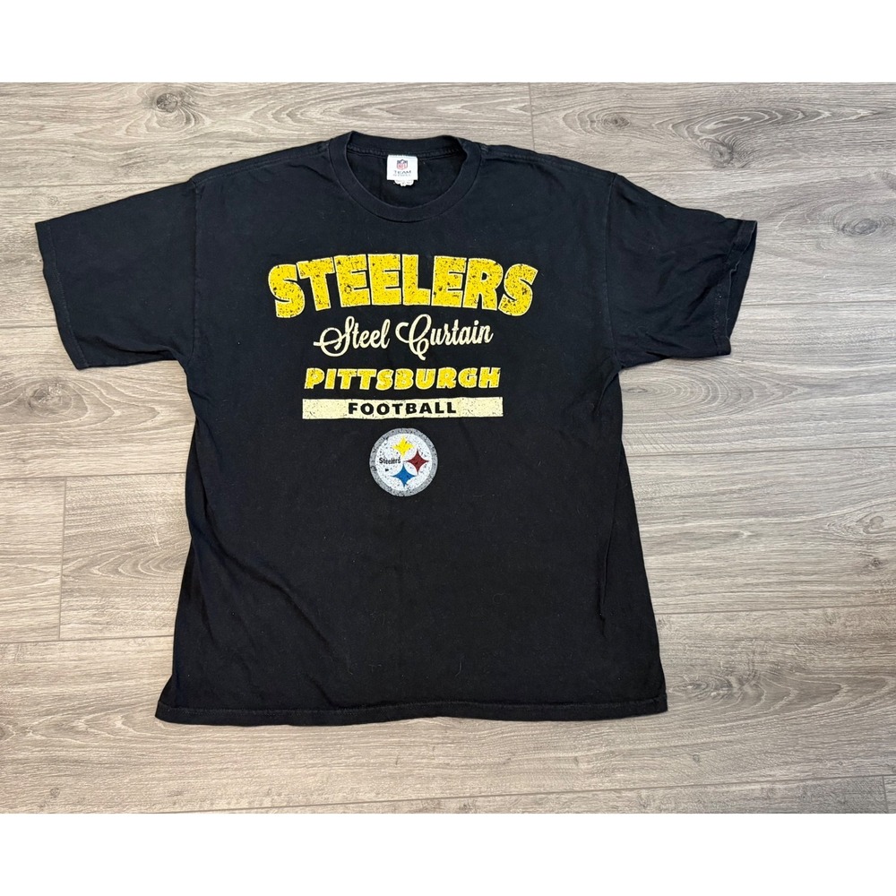 Pittsburgh Steelers T-Shirt XL Black Steel Curtain NFL Distressed Graphic